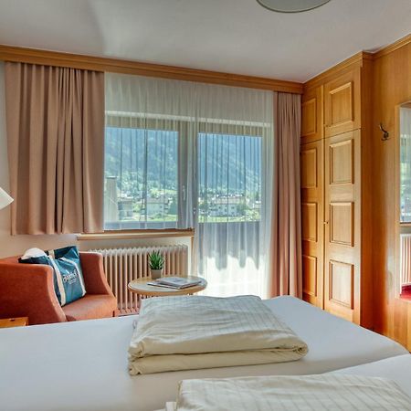 Hotel Jägerhof Oetz Exteriör bild