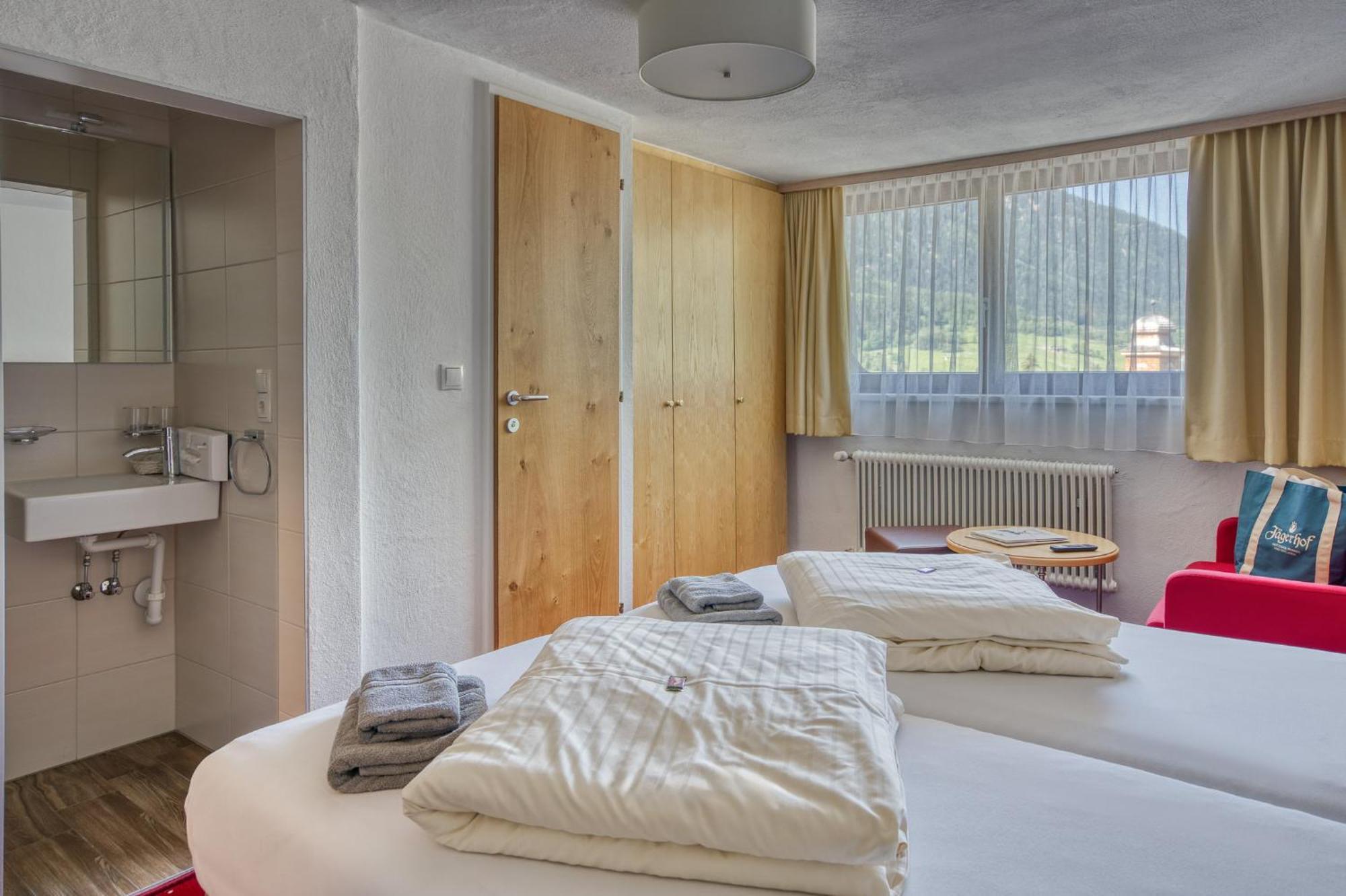 Hotel Jägerhof Oetz Rum bild